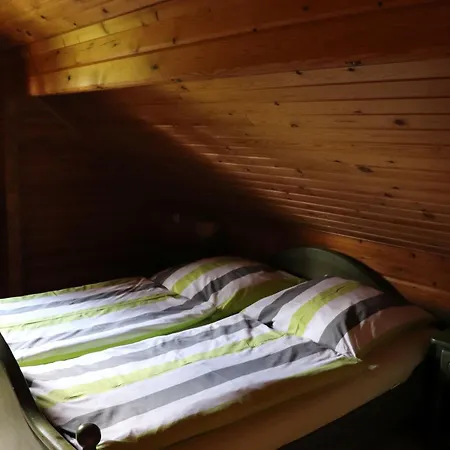 Holzhaus Am Silbersee