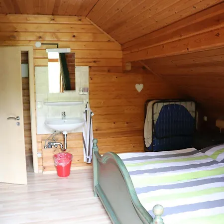 Holiday home Holzhaus Am Silbersee Frielendorf